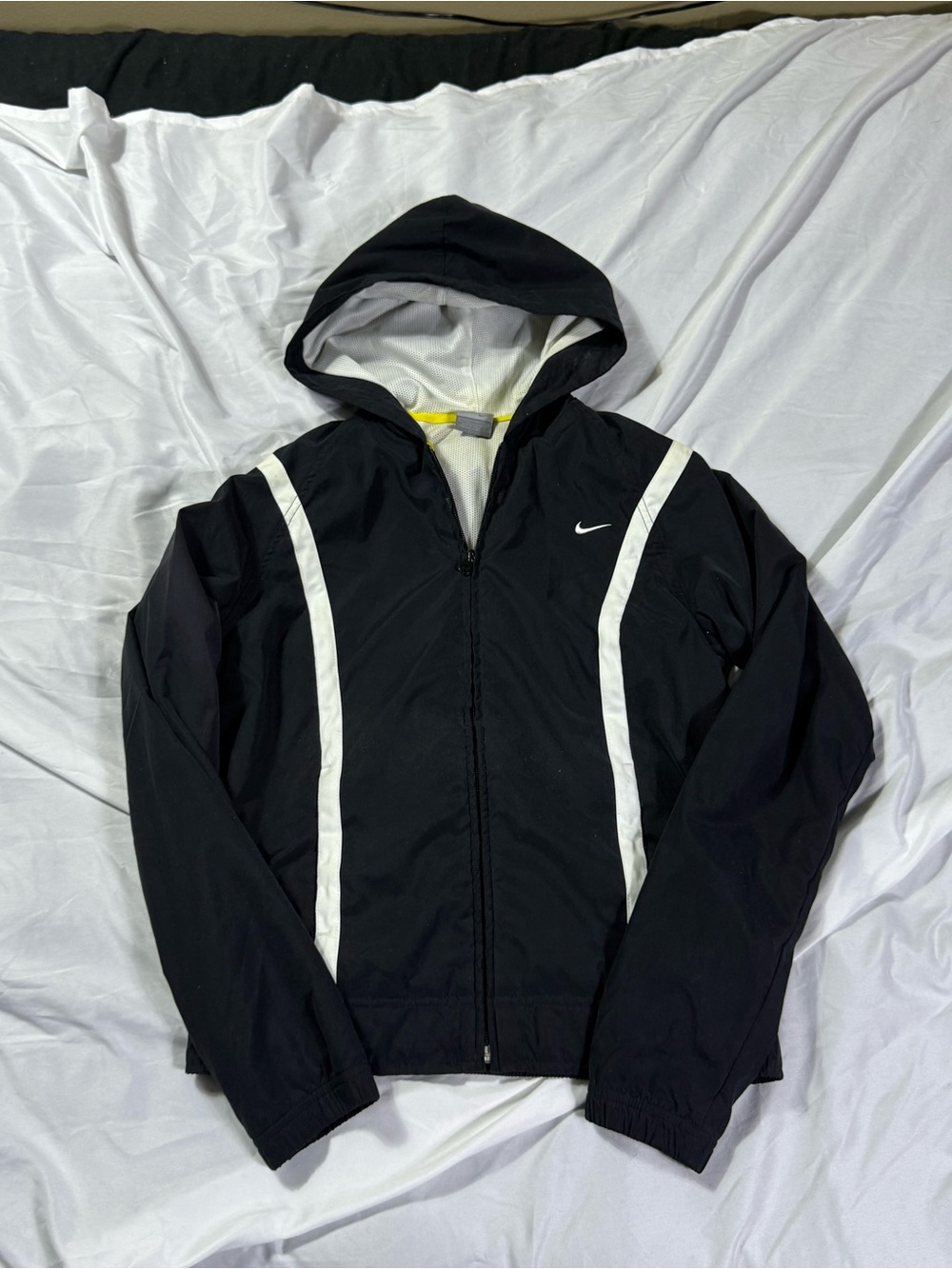 Vintage Nike Black & White Hooded Windbreaker Jacket VTG Y2K